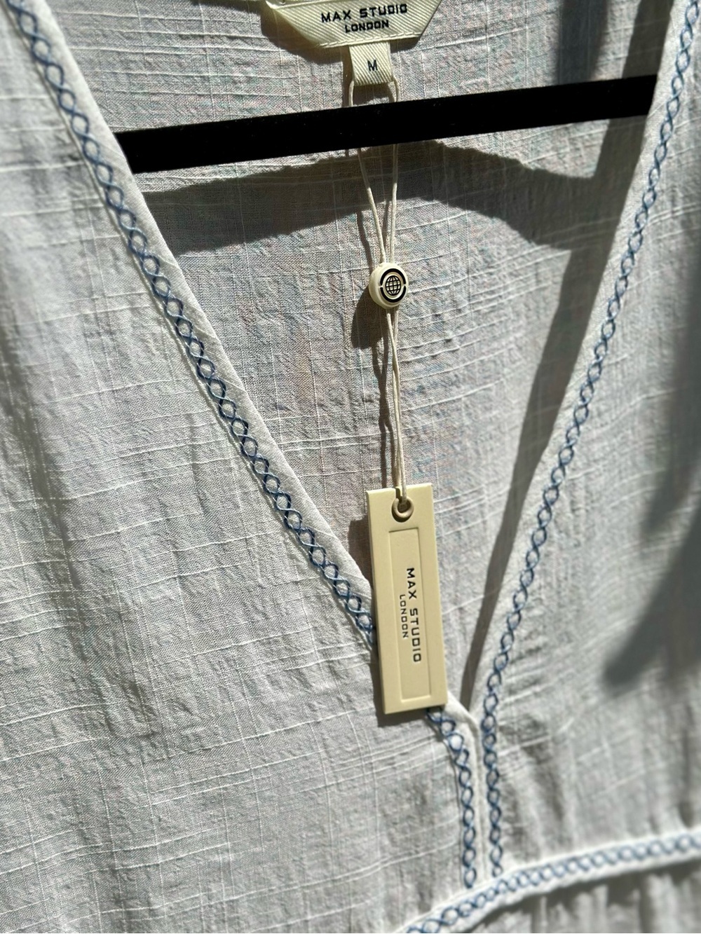 Max Studio White Tunic with Blue Floral Embroidery and Decorative Stitching NWT - Picture 4 of 11